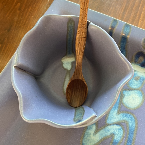 Hilborn glazed pottery serving set - Picture 4 of 8